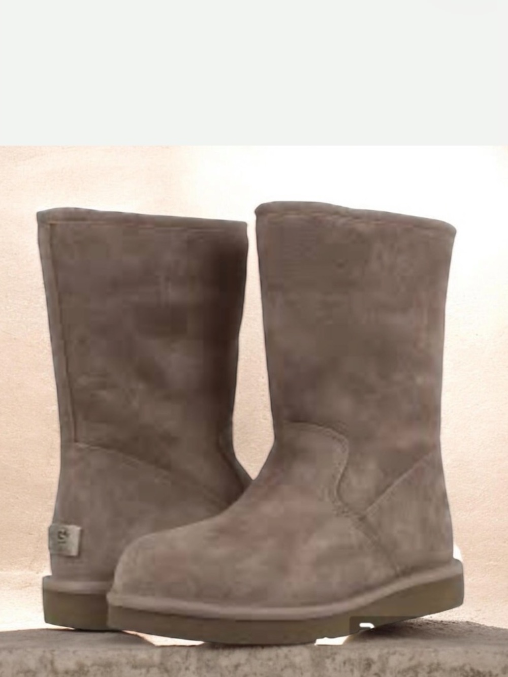 NWOT UGG Half Zipp Pierce Hight Boots Size 9